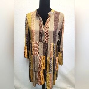 MADE IN ITALY Patterned Long Bell Sleeve Mini Dress w/V-neck Collar With Buttons